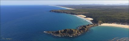 Five Rocks - Stockyard Point - Byfield National Park - Yeppoon - QLD (PBH4 00 18615)